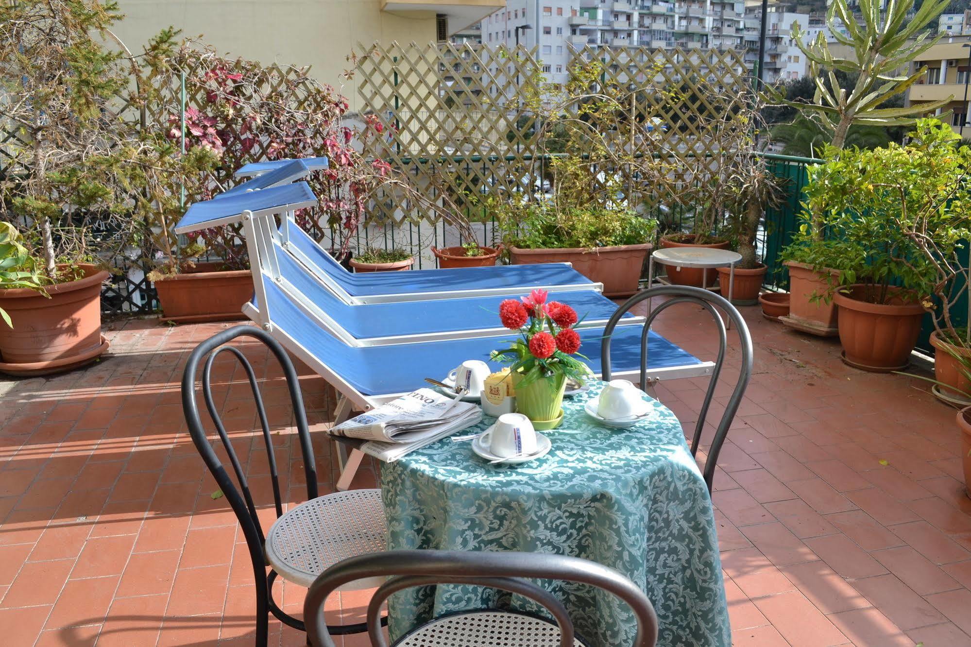 Hotel Cesare Augusto Neapol Zewnętrze zdjęcie